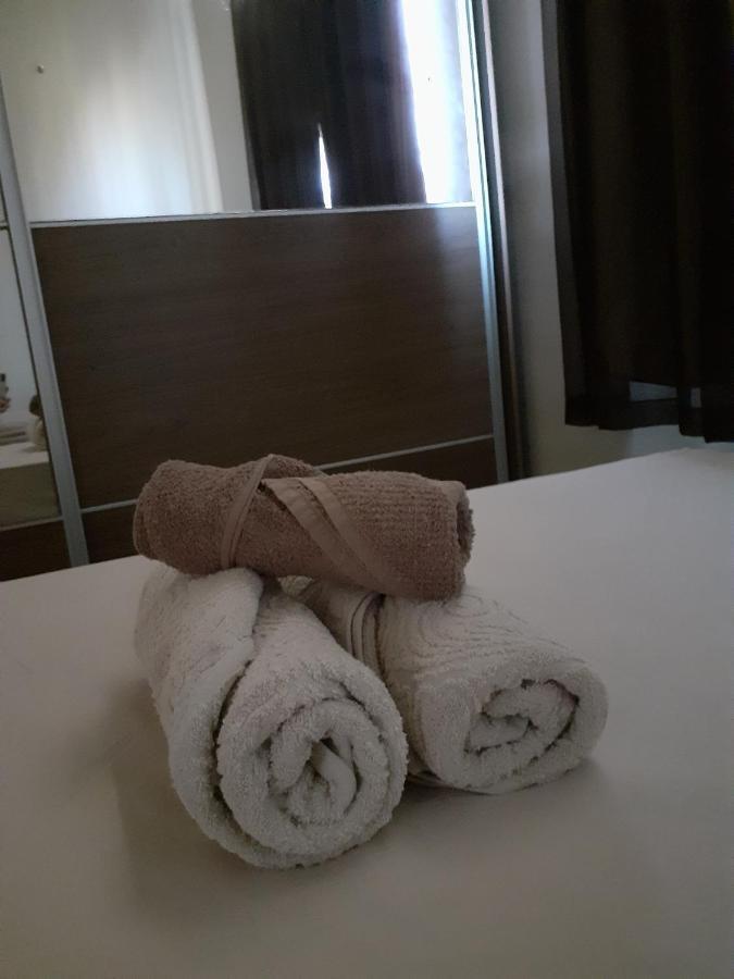 Apartamento Capitolio D'Loren Dos Lagos 4º Andar מראה חיצוני תמונה